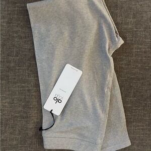 AloSoft Ribbed Leggings